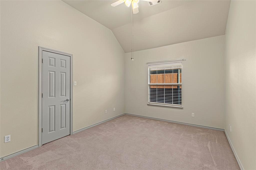 2212 Creek Crossing Drive Property Photo 22