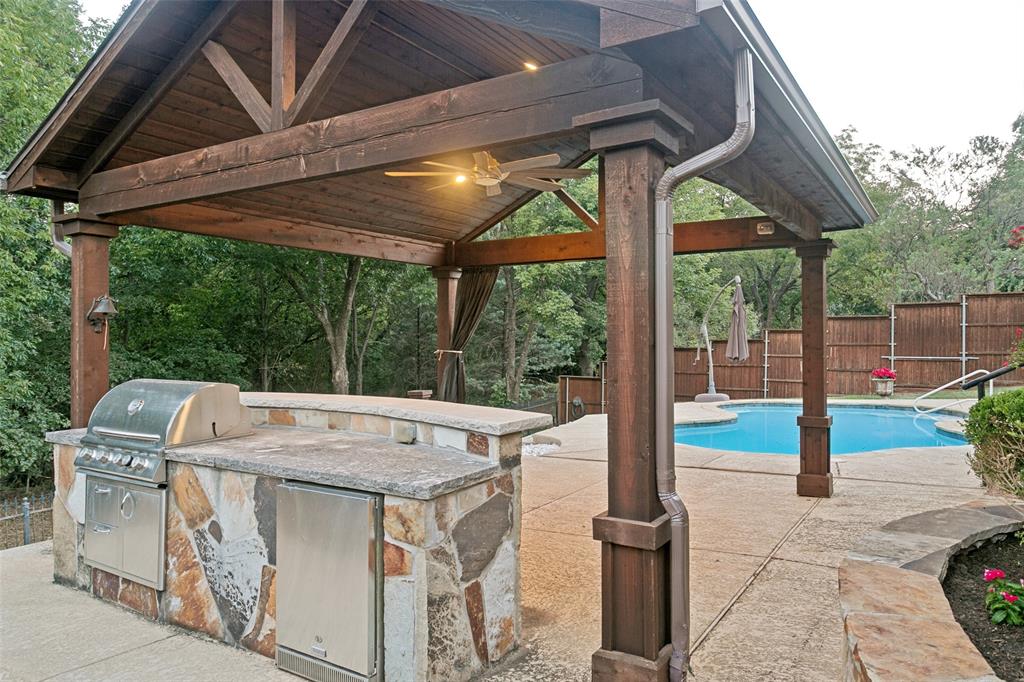 2212 Creek Crossing Drive Property Photo 28