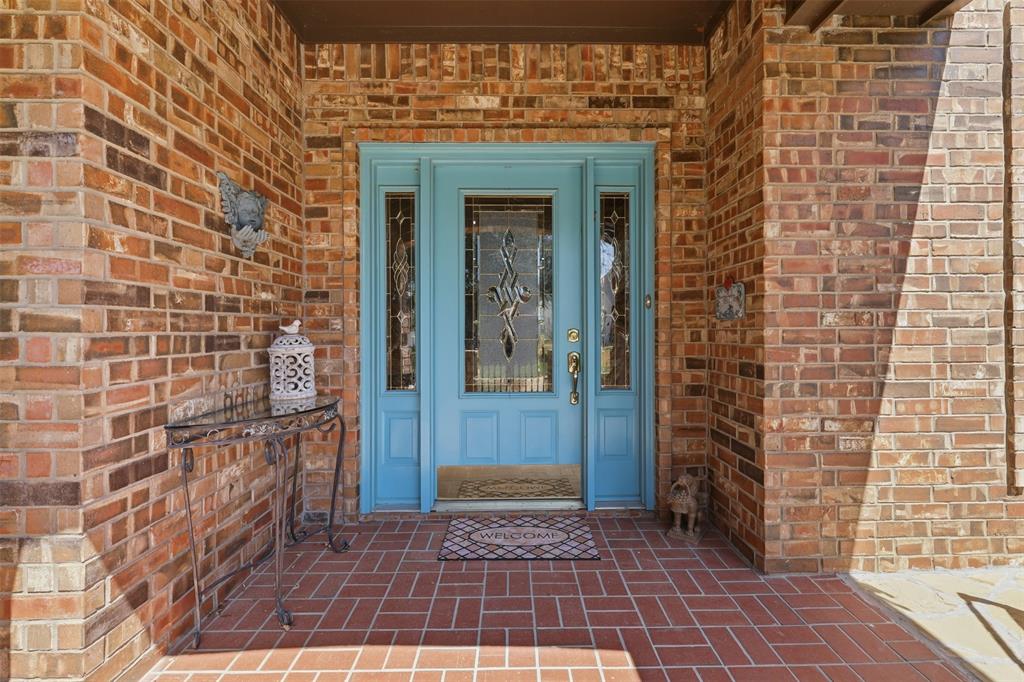 5004 Mohawk Court Property Photo 5