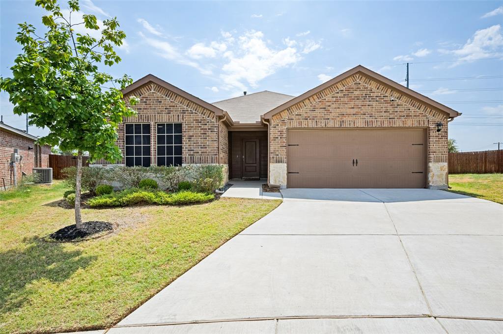 1104 Saddlehorn Drive Property Photo 1