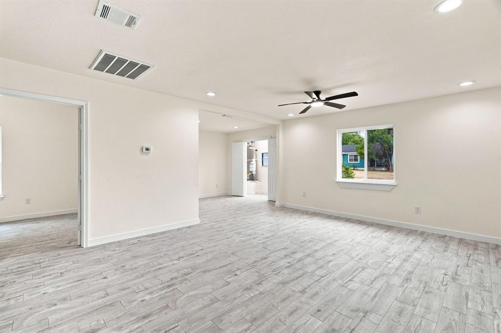 1244 E Mulkey Street Property Photo 7