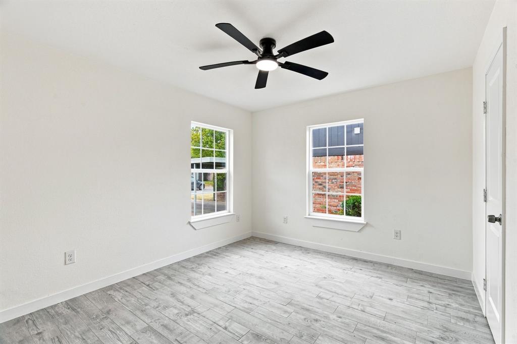 1244 E Mulkey Street Property Photo 13