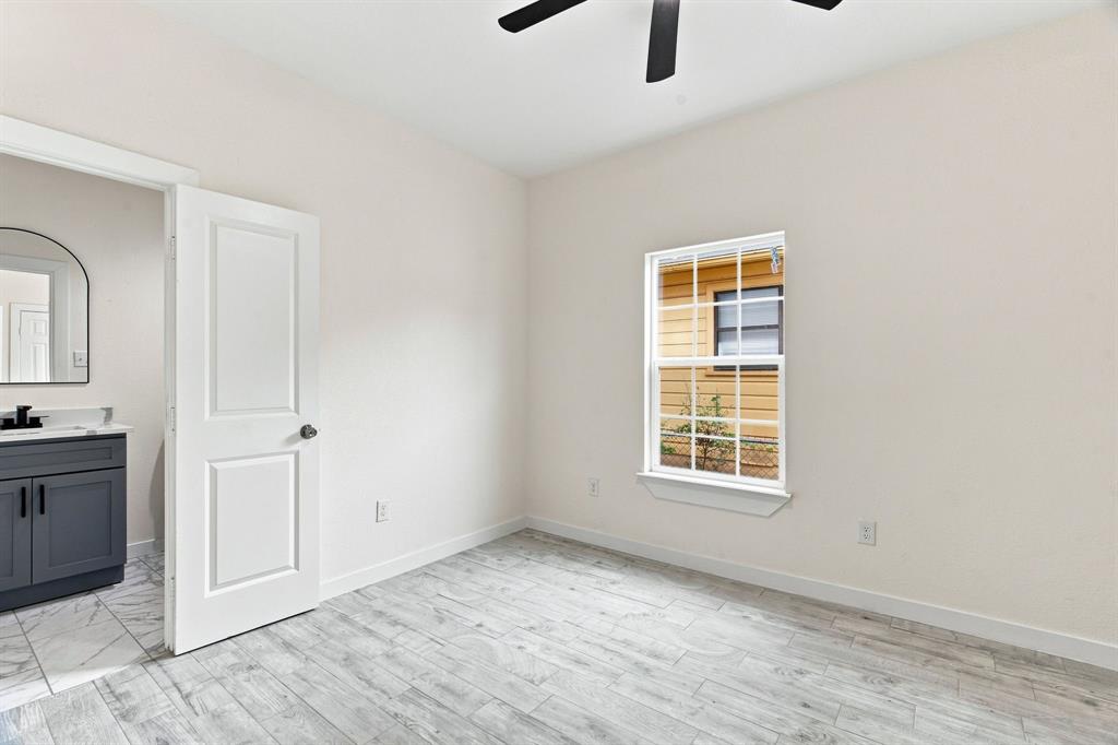 1244 E Mulkey Street Property Photo 17