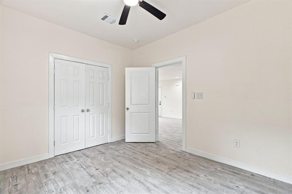 1244 E Mulkey Street Property Photo 18