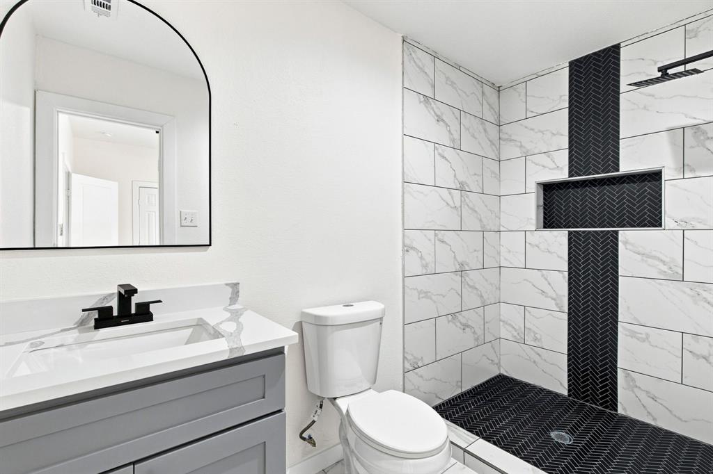 1244 E Mulkey Street Property Photo 20