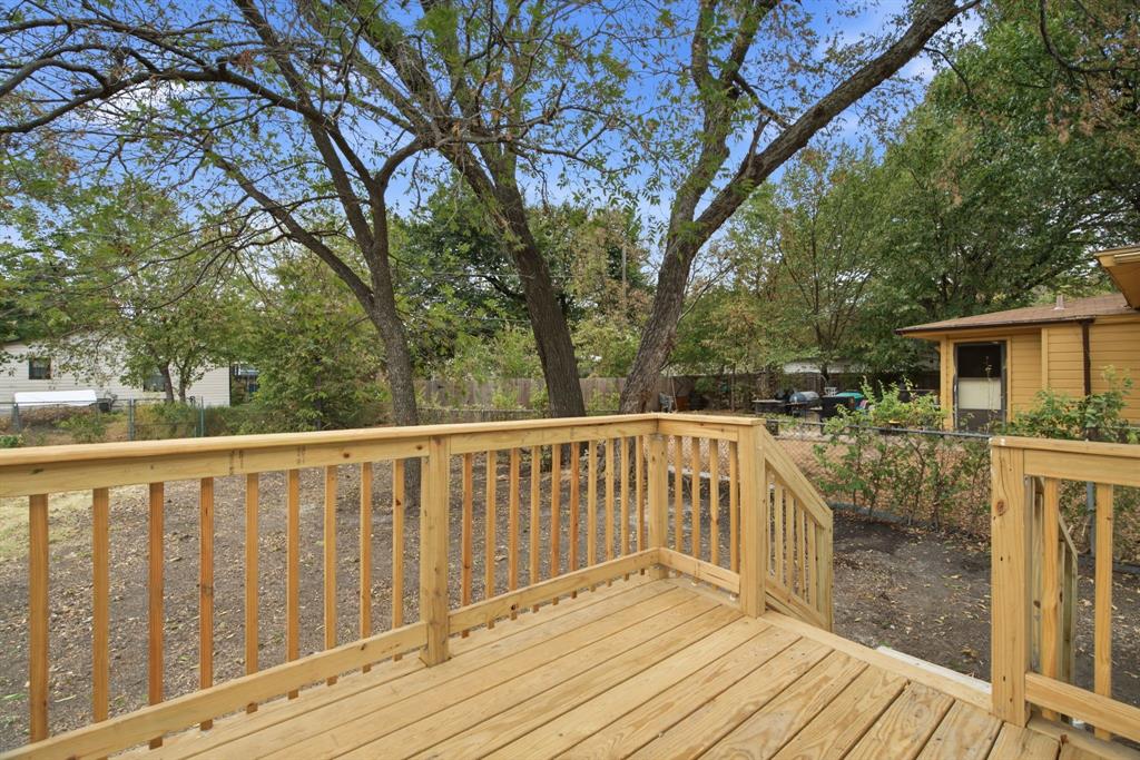 1244 E Mulkey Street Property Photo 23