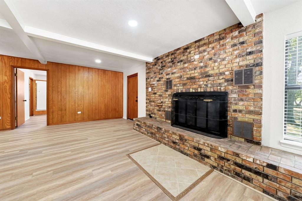 9458 Lakeland Loop Property Photo 5