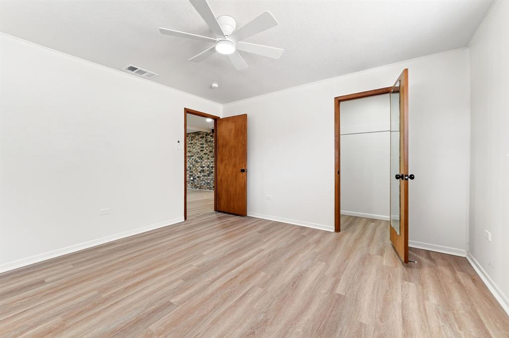 9458 Lakeland Loop Property Photo 9