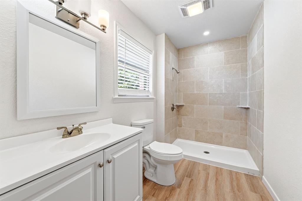 9458 Lakeland Loop Property Photo 10