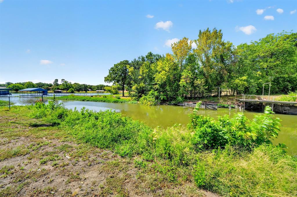 9458 Lakeland Loop Property Photo 14