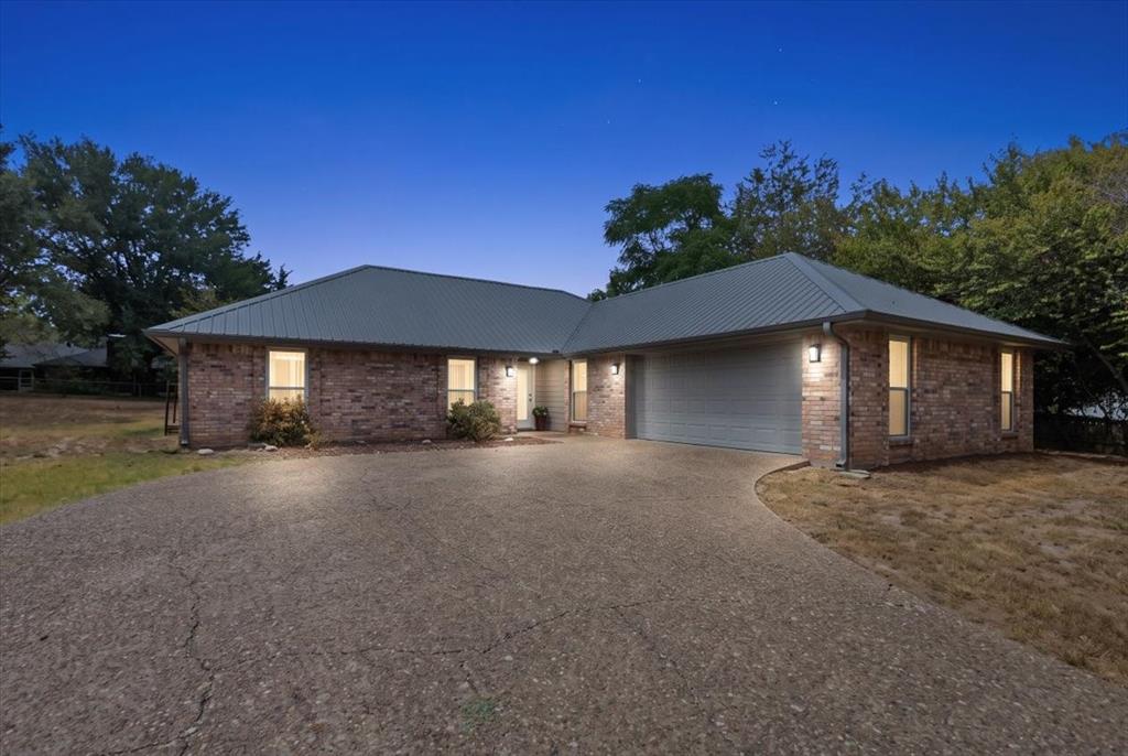 306 Lone Star Lane Property Photo 1