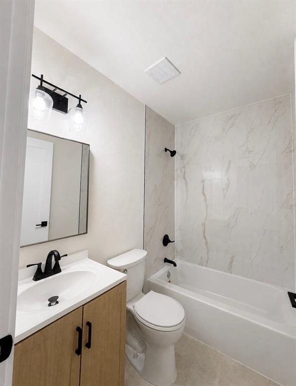 310 Island Drive Property Photo 11