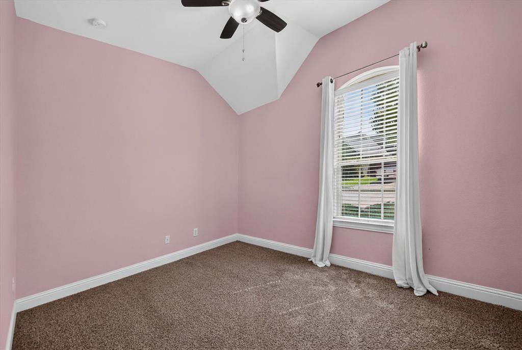 2729 Boulder Creek Street Property Photo 13