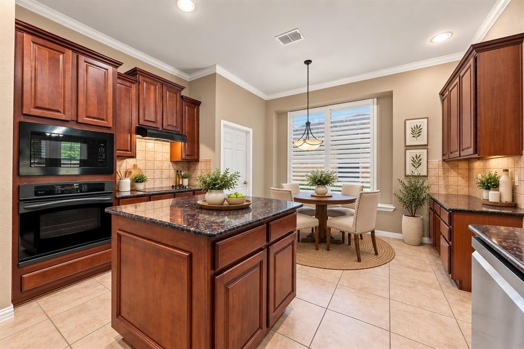 452 Long Cove Drive Property Photo 19