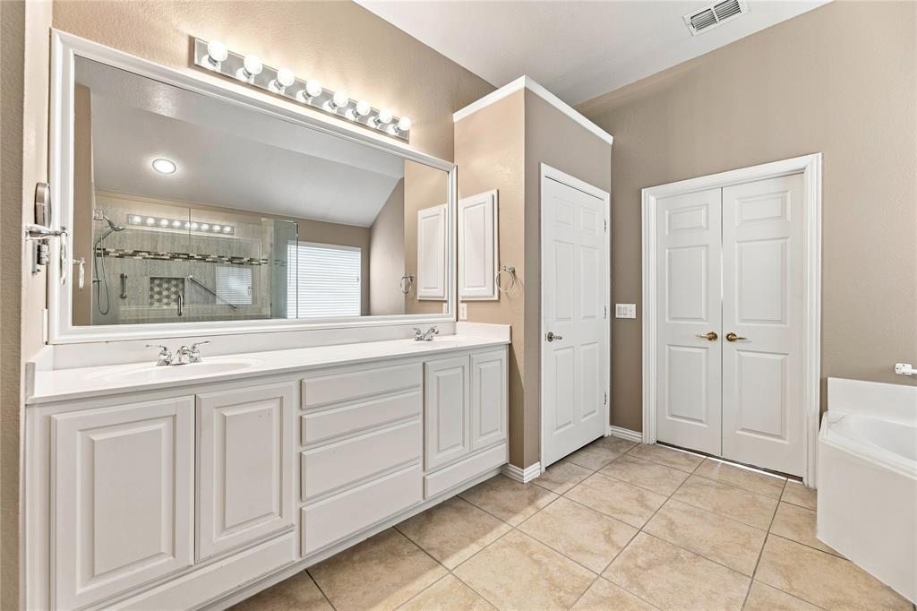 452 Long Cove Drive Property Photo 31