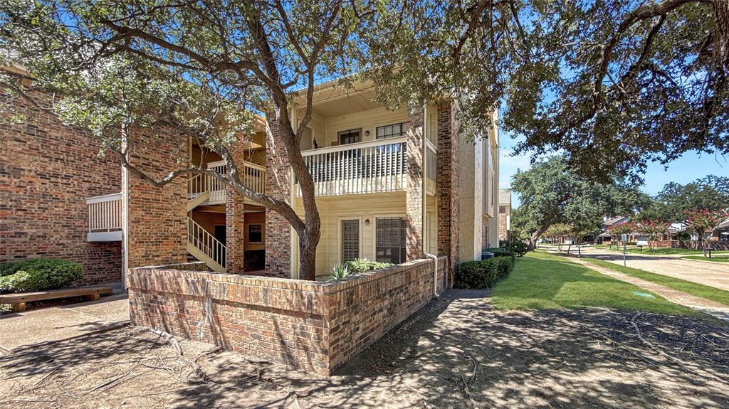 3110 Devonshire Drive 115 Property Photo 1