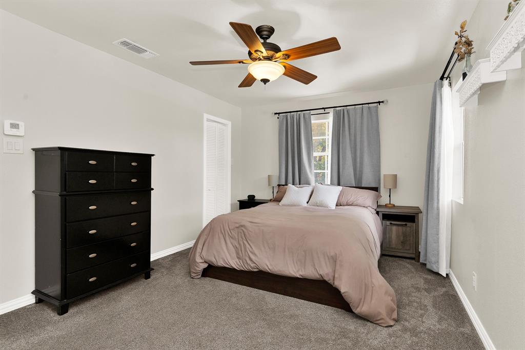 124 Alvarado Oak Drive Property Photo 17