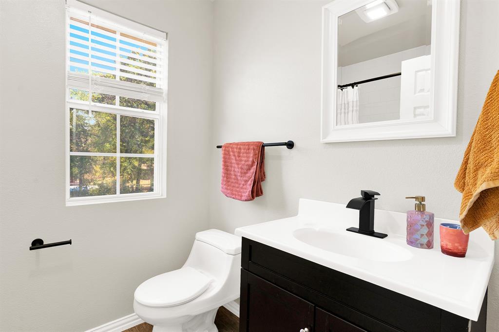 124 Alvarado Oak Drive Property Photo 21