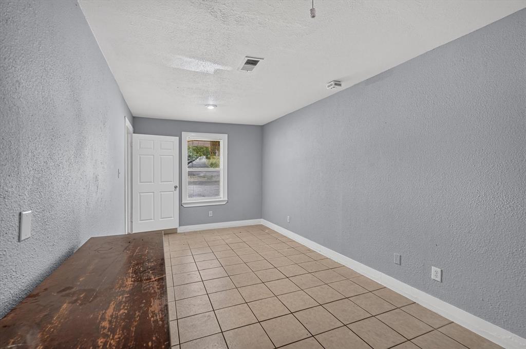 110 N Bowser Road Property Photo 24
