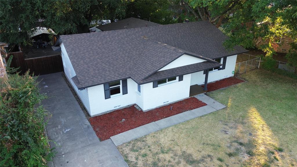 1240 Tosch Lane Property Photo 3