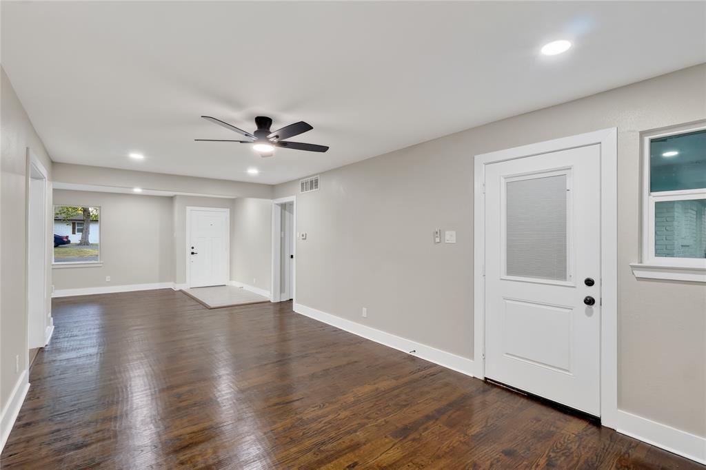1240 Tosch Lane Property Photo 7
