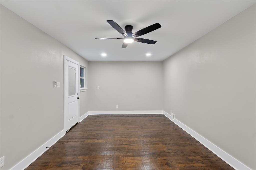 1240 Tosch Lane Property Photo 12