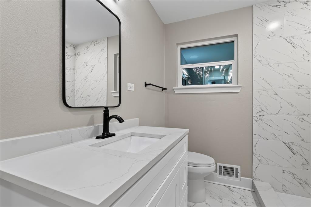 1240 Tosch Lane Property Photo 19