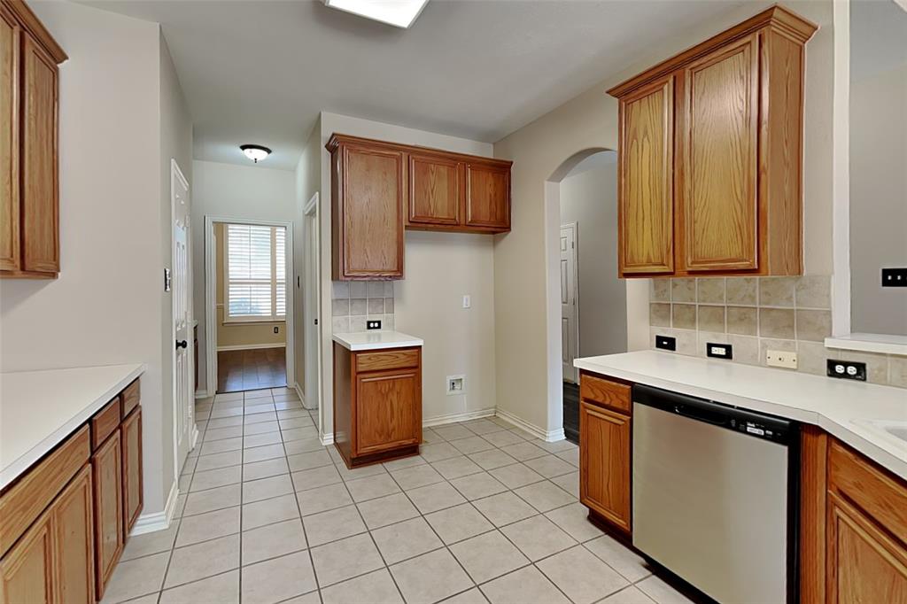 7641 Quiet Meadow Lane Property Photo 5