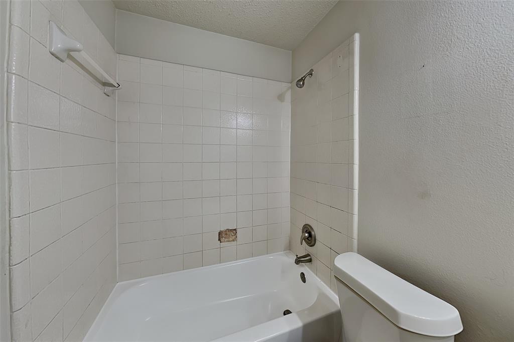 7641 Quiet Meadow Lane Property Photo 16