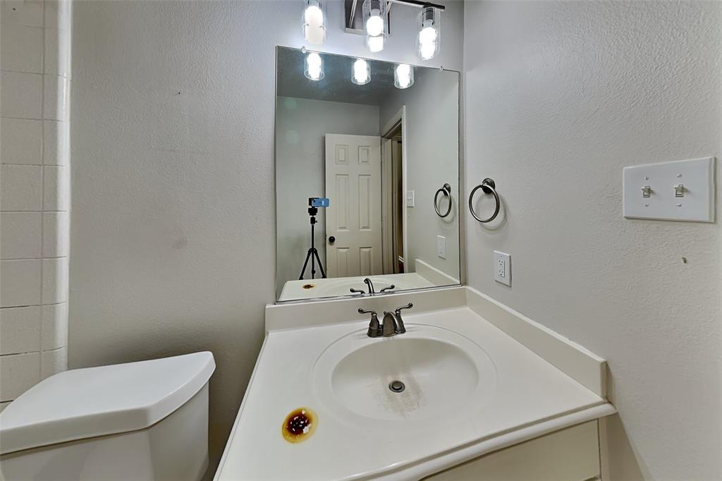 7641 Quiet Meadow Lane Property Photo 17