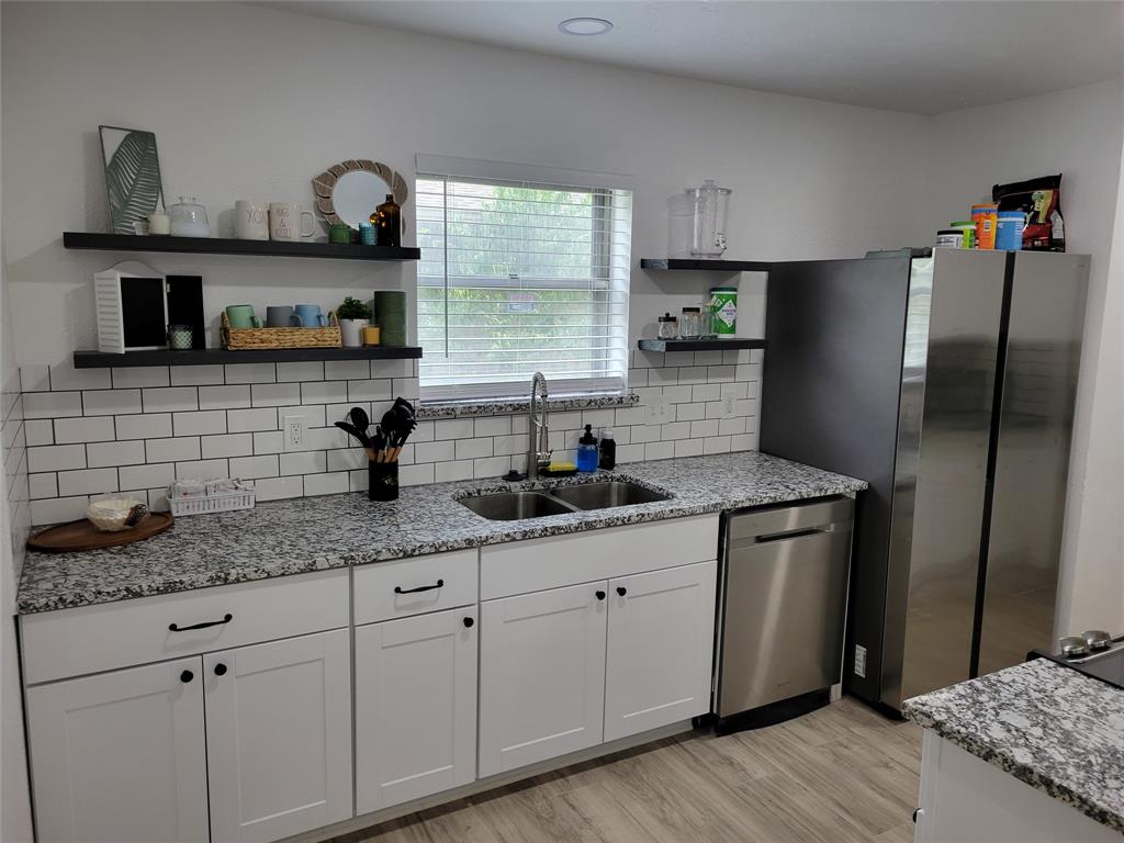 600 Tanglewood Drive Property Photo 3