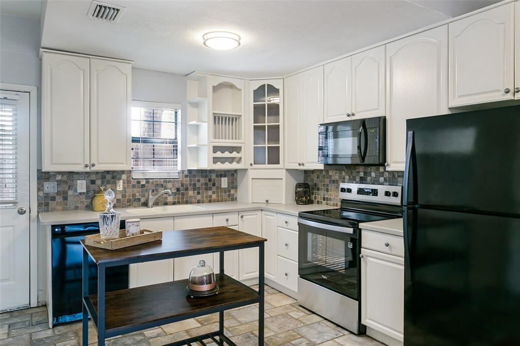 208 Samuel Boulevard 3n Property Photo 12