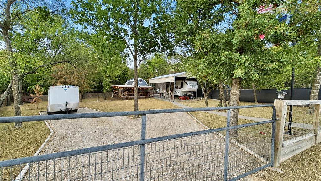 165 Waterfront Row Property Photo 1