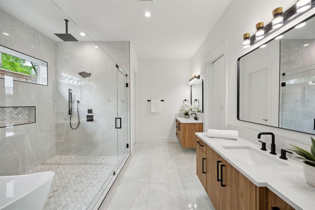 3815 Hawick Lane Property Photo 17