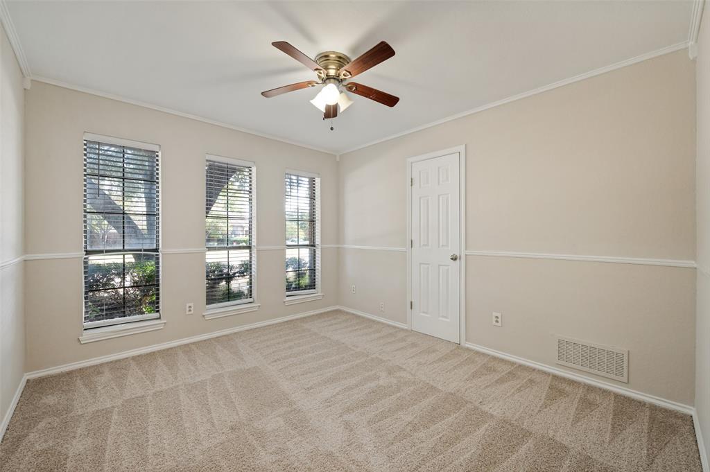 1103 Meadow Creek Drive Property Photo 17