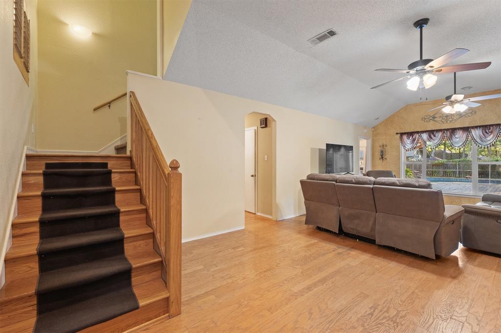 649 Parkridge Boulevard Property Photo 6