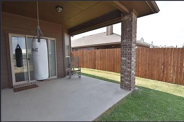 8212 Deer Bluff Lane Property Photo 23