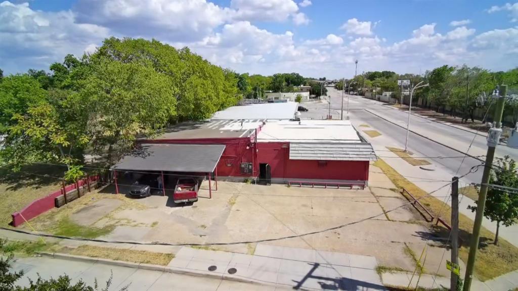 4606 Botham Jean Boulevard Property Photo 1