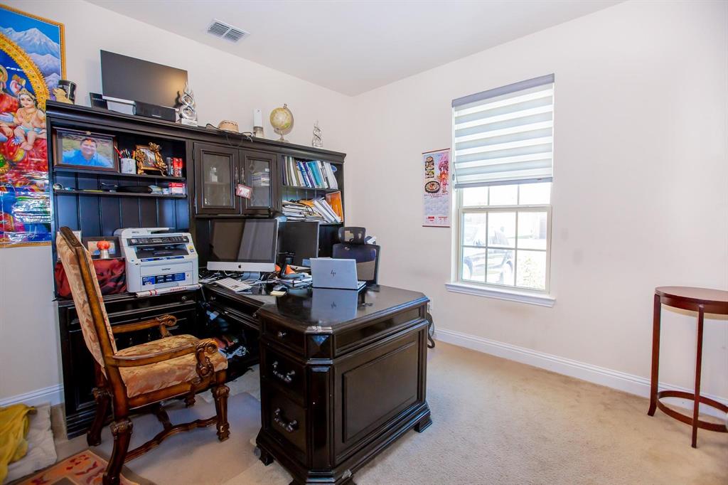 1002 Nail Lane Property Photo 8