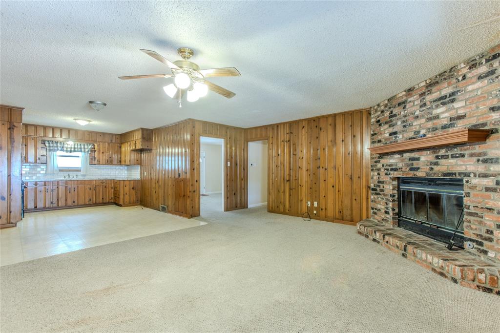 400 Randle Drive Property Photo 5