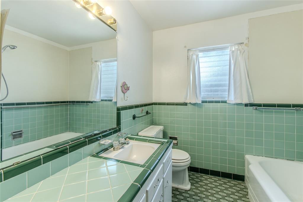 400 Randle Drive Property Photo 16