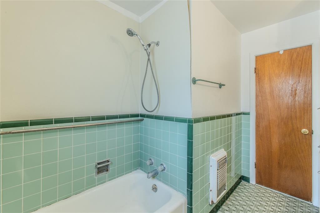 400 Randle Drive Property Photo 17