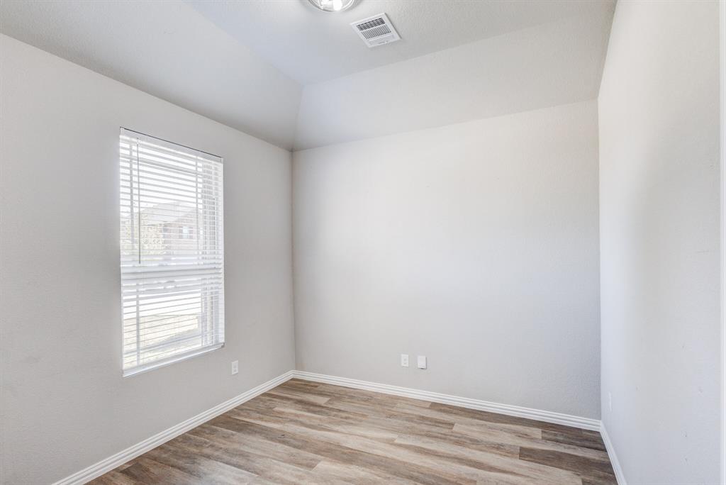 3109 Stallion Trail Way Property Photo 5