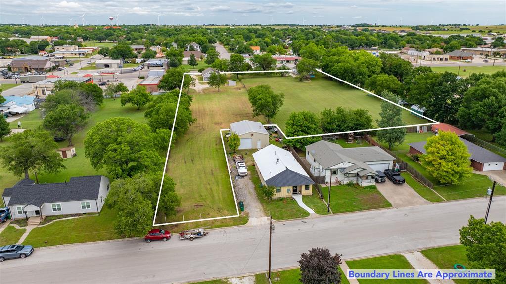 322&410 E Division Street Property Photo 35