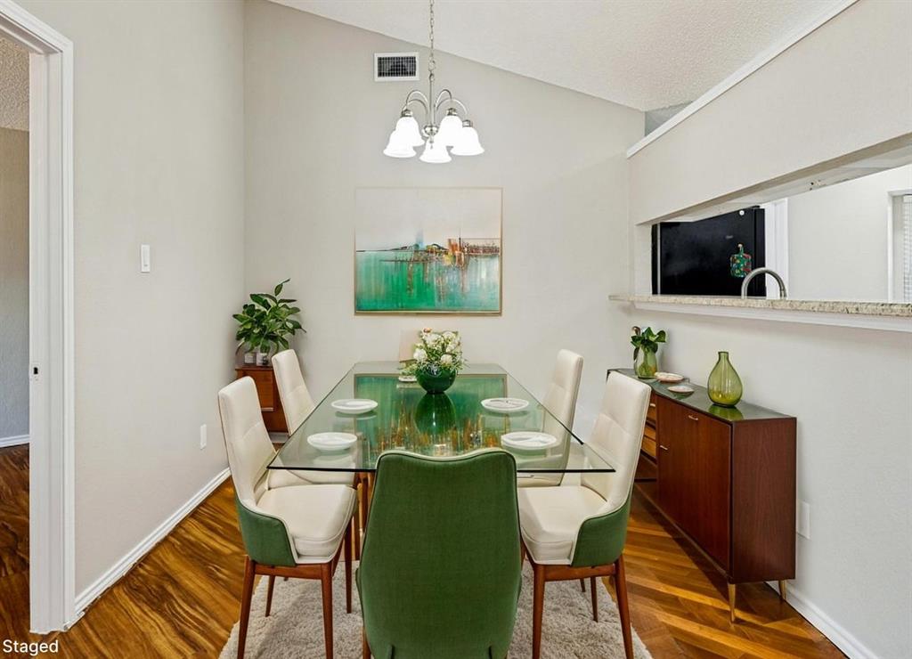 305 Jessica Drive Property Photo 10