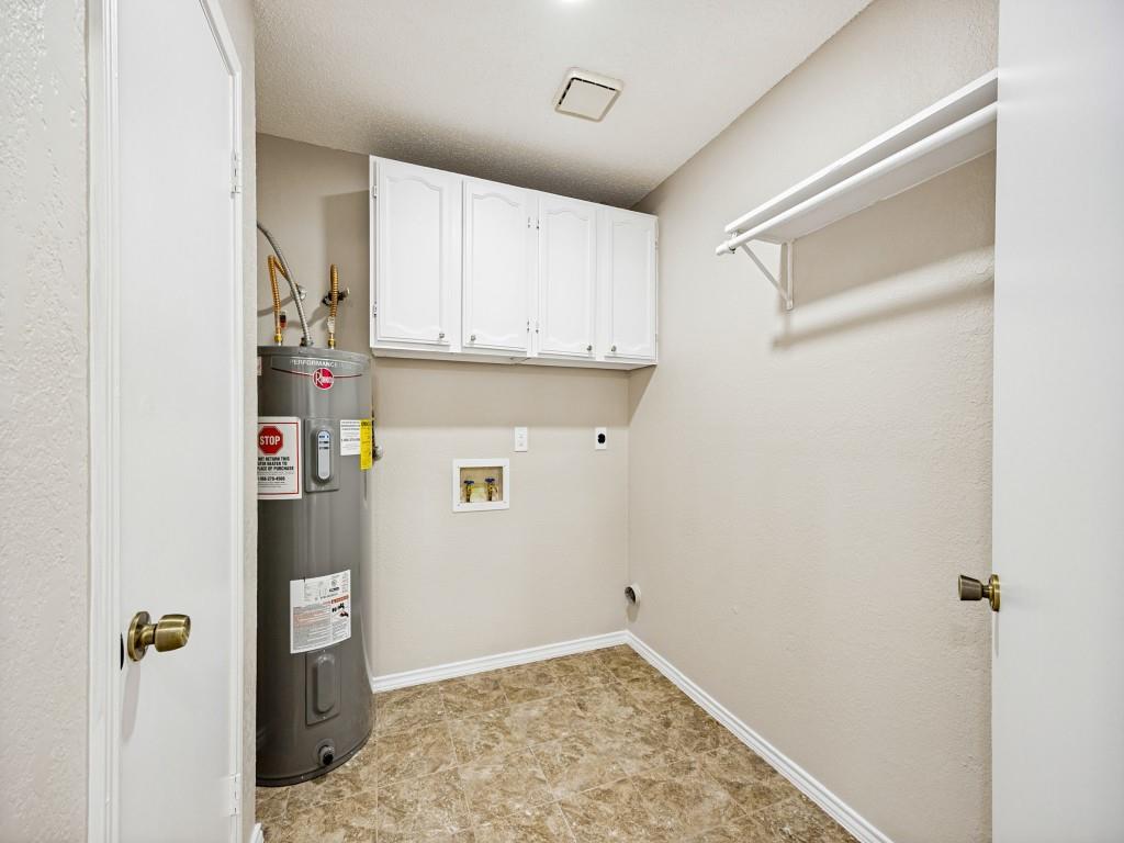 305 Jessica Drive Property Photo 18