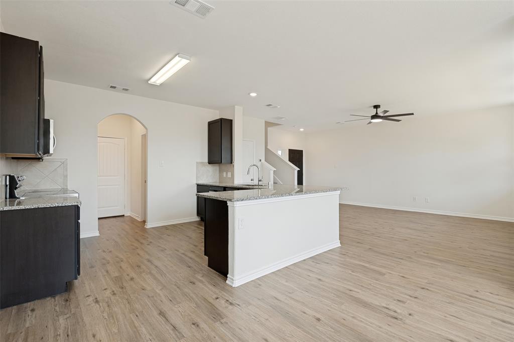 1403 Kinglet Drive Property Photo 8