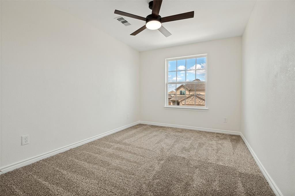 1403 Kinglet Drive Property Photo 14