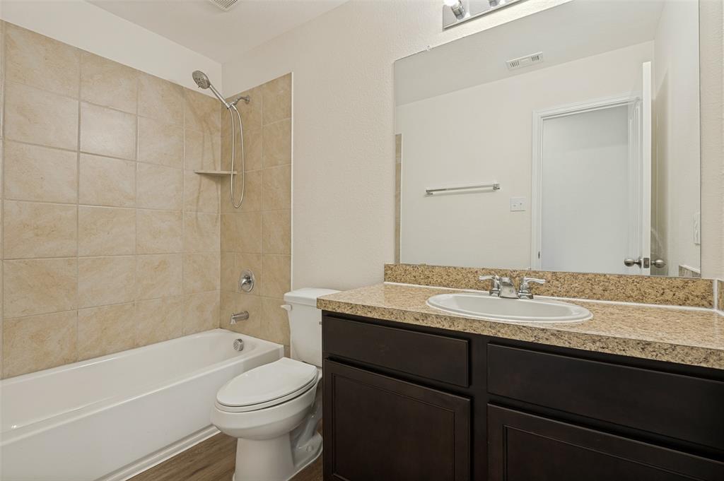 1403 Kinglet Drive Property Photo 15