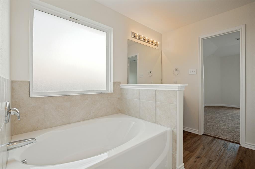 1403 Kinglet Drive Property Photo 21